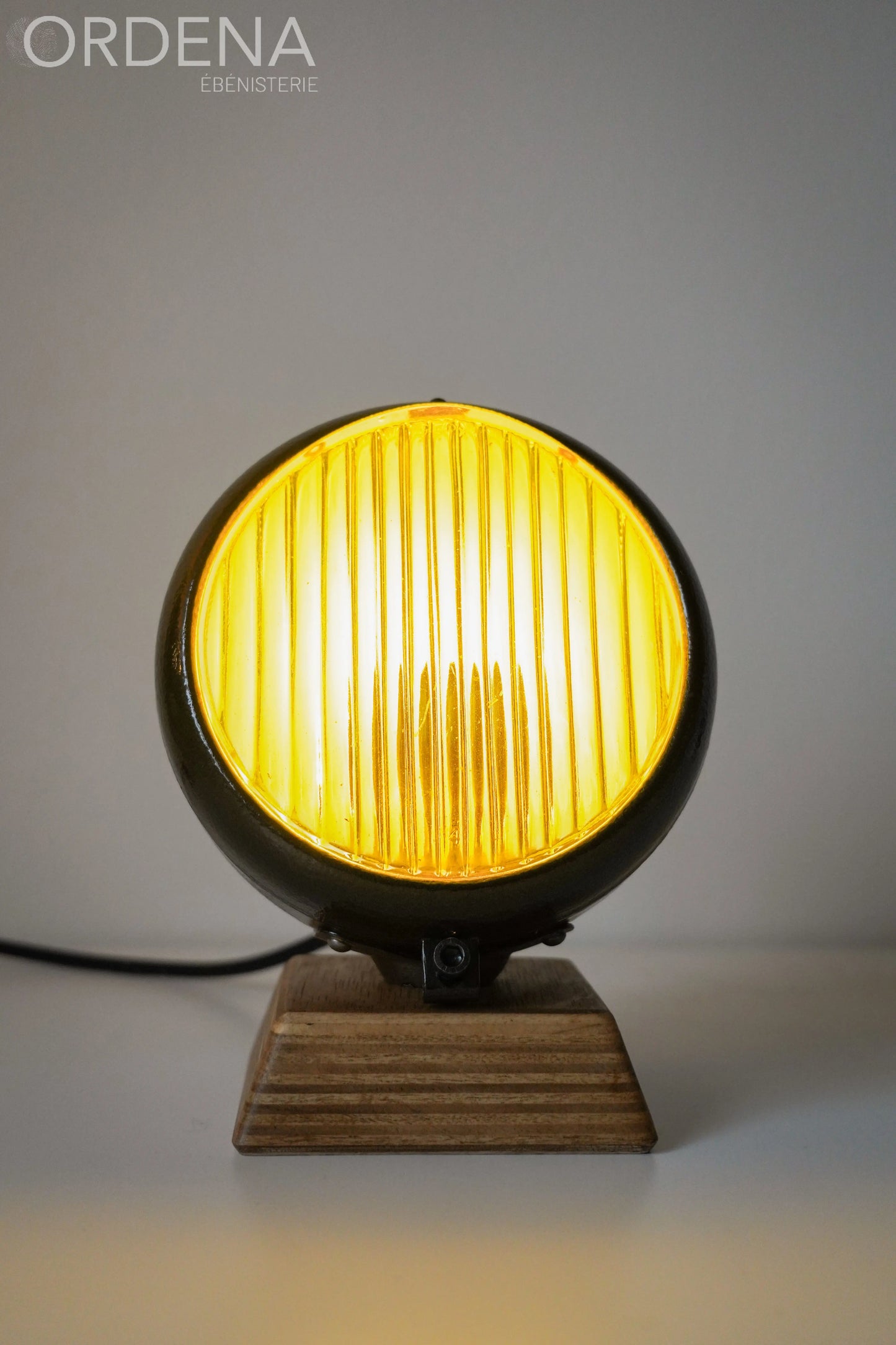 Lampe phare vintage style industriel L'atelier du meuble scandinave