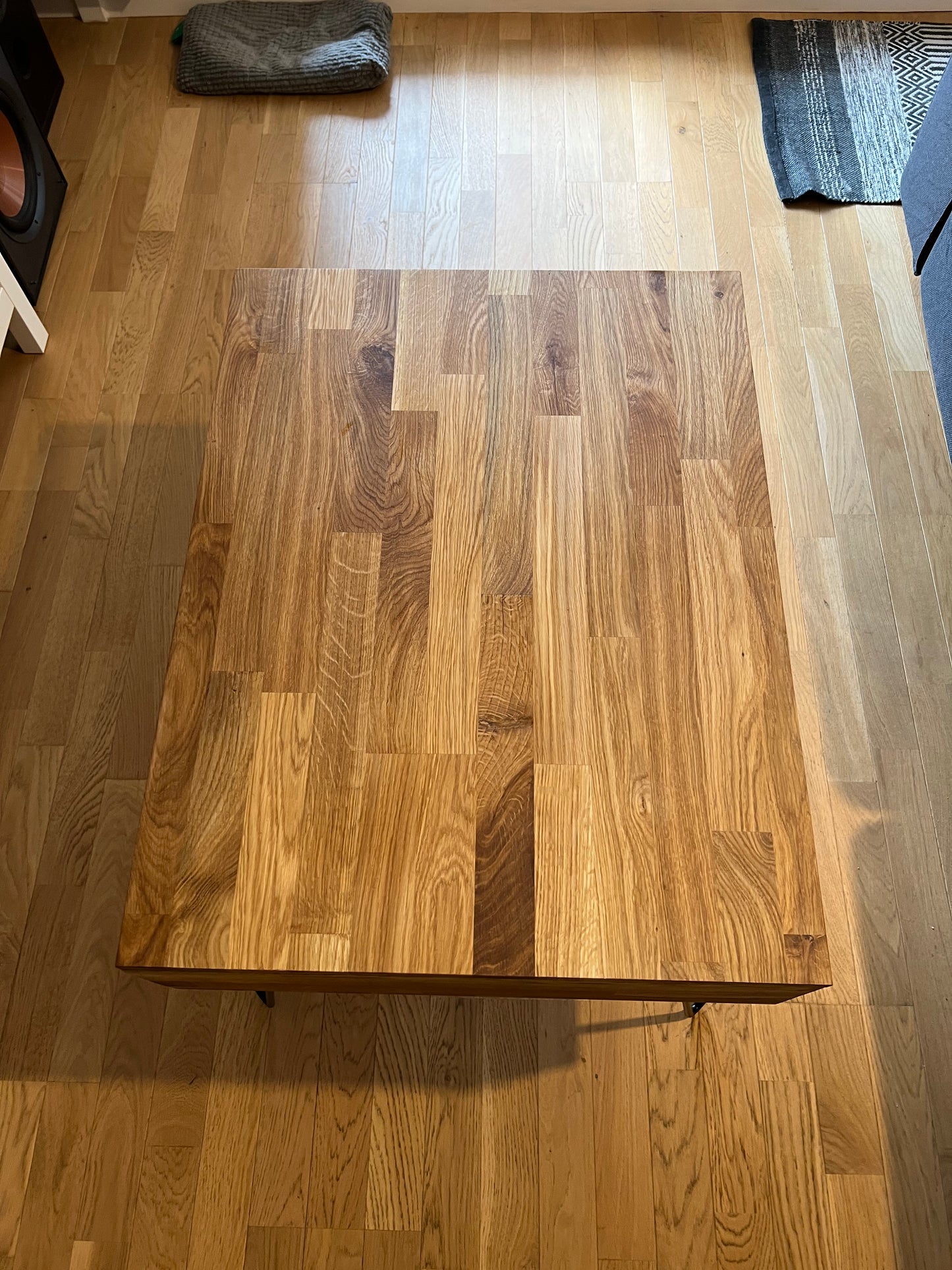 Table basse relevable bois massif L'atelier du meuble scandinave