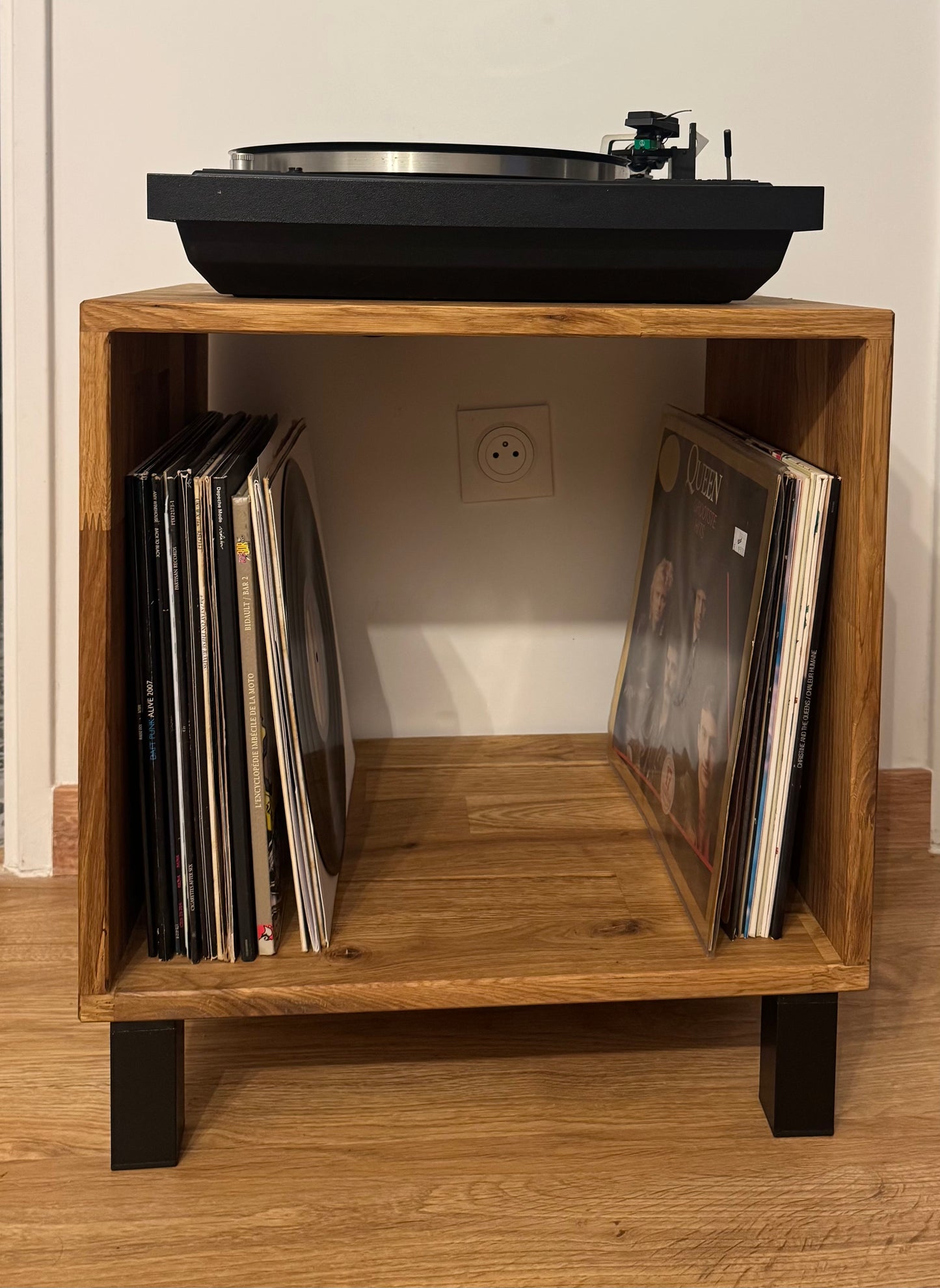 Solid oak vinyl storage cube