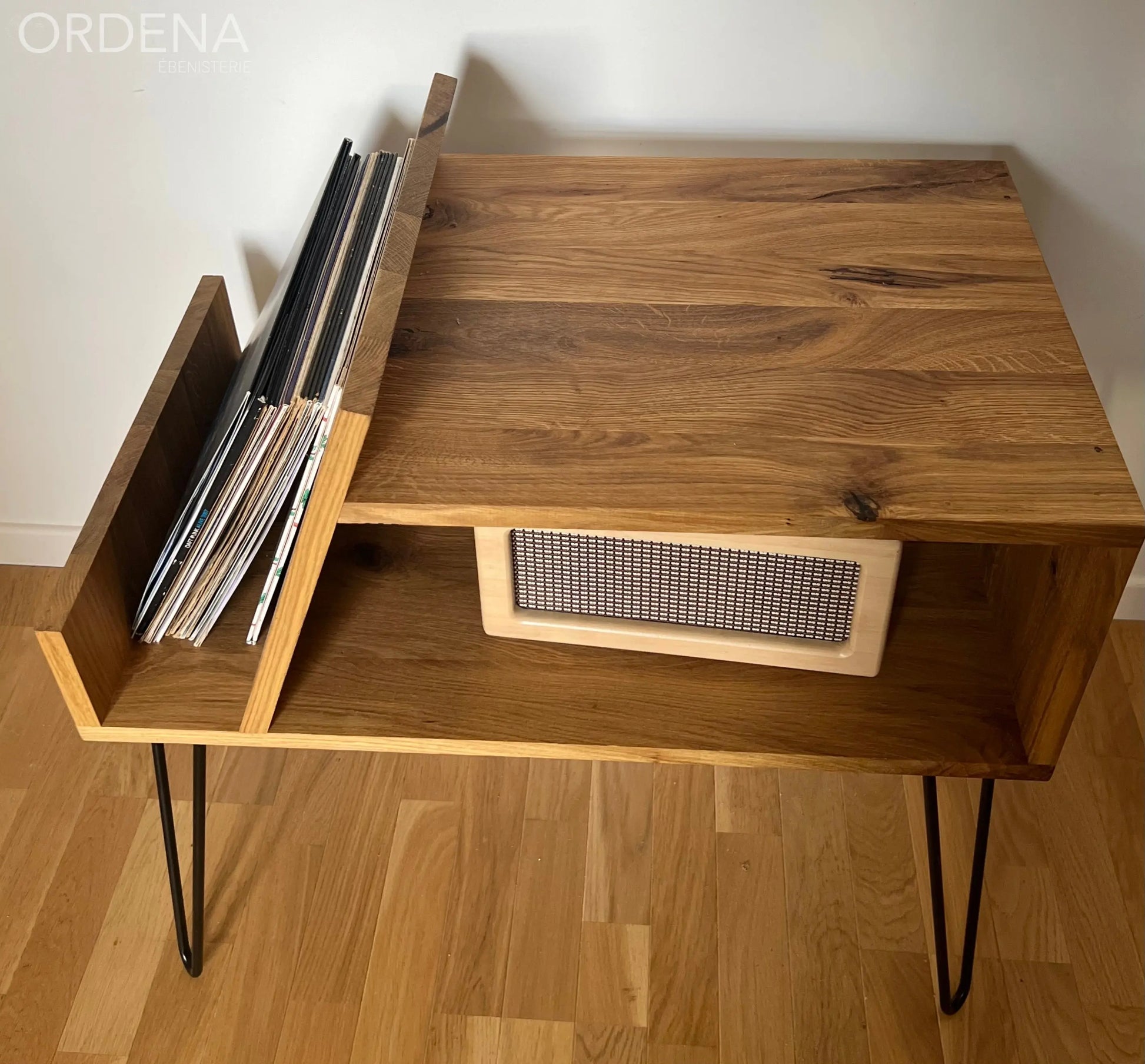 Meuble Platine vinyle chêne « L’original » Ordena Ebenisterie